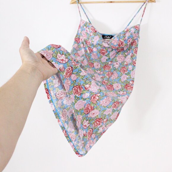 Motel Alvina Bodycon Dress In Bloom Floral Blue Base - Picture 8 of 9